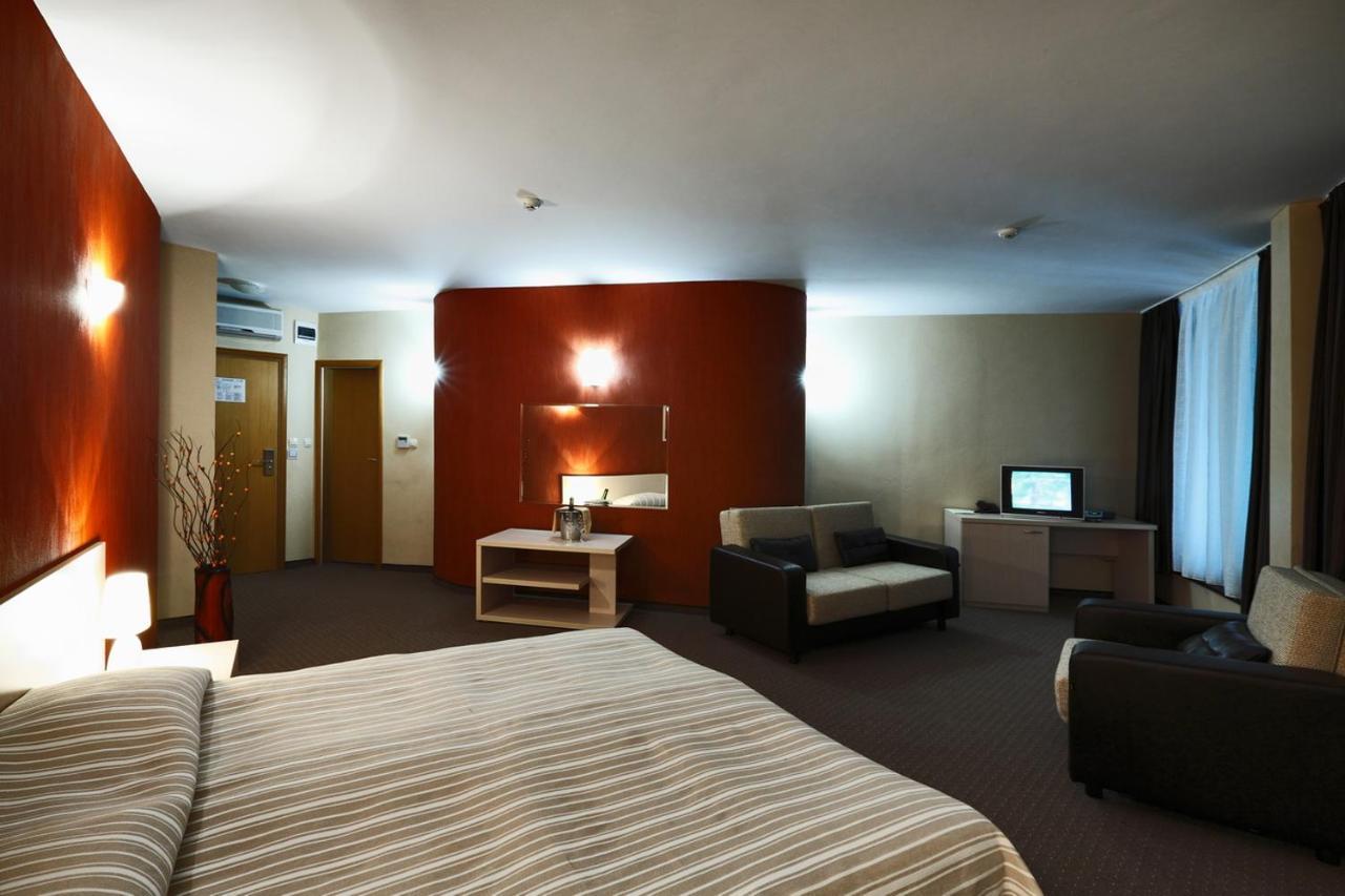 Evridika Hotel Dövlen Dış mekan fotoğraf